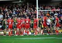 England-Celebrate1-8-1125