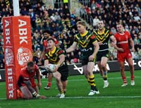 GrantHarry-CelebratesTry1-8-1125