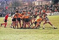 Castleford-Hull_Scrum_060485_840516