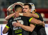 Catalans-CelebrateTry4-15-0325