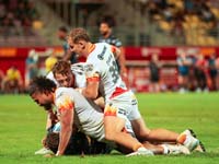 Catalans-Defence2-30-0825