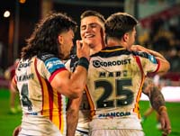 CatalansPlayers-Celebrate4-21-0326