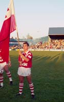 Tonga-FlagBearer_954535