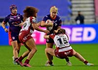 HoyleShona01_051025pb